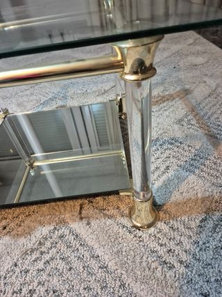 Mesa dorada cristal metacrilato Vintage