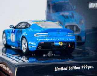 ASTON MARTIN V12 VANTAGE NÜRBURGRING MINICHAMPS