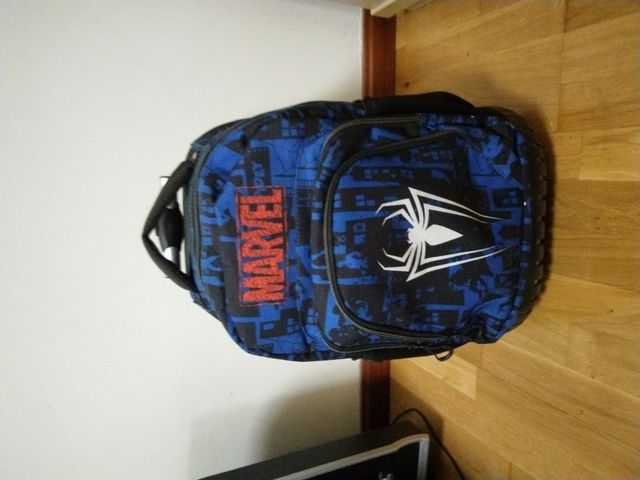 Mochila de ruedas niño marvel