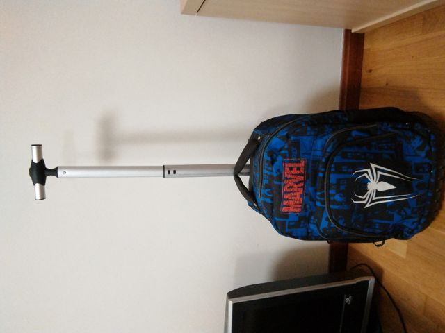 Mochila de ruedas niño marvel