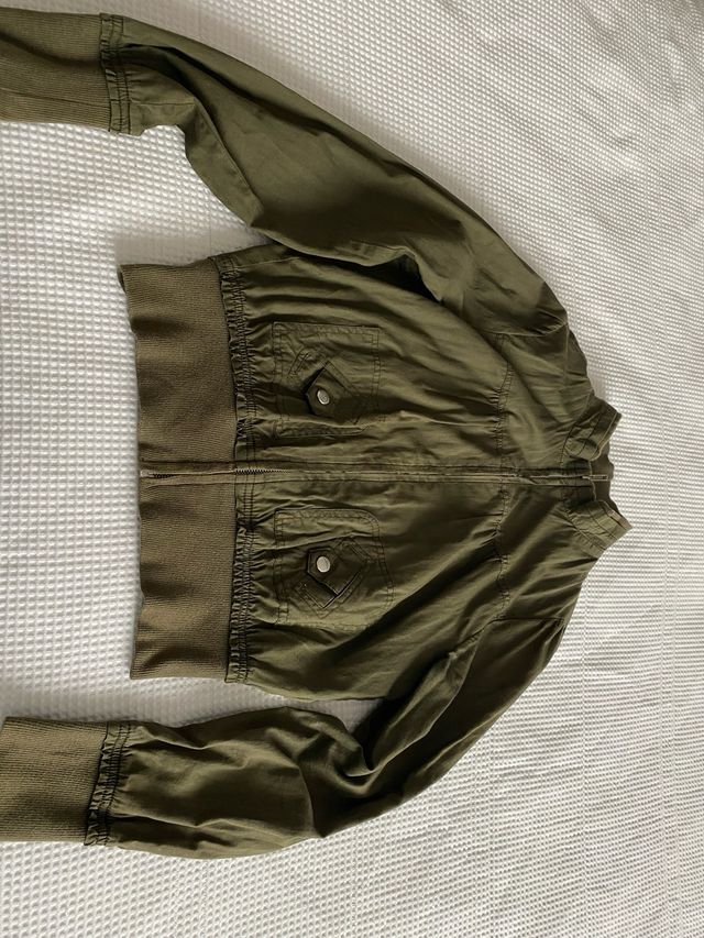 Chaqueta corta ligera