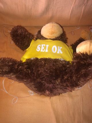 Peluche scimmia