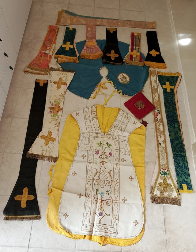 Ricami sacri d'epoca