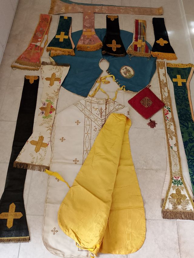 Ricami sacri d'epoca