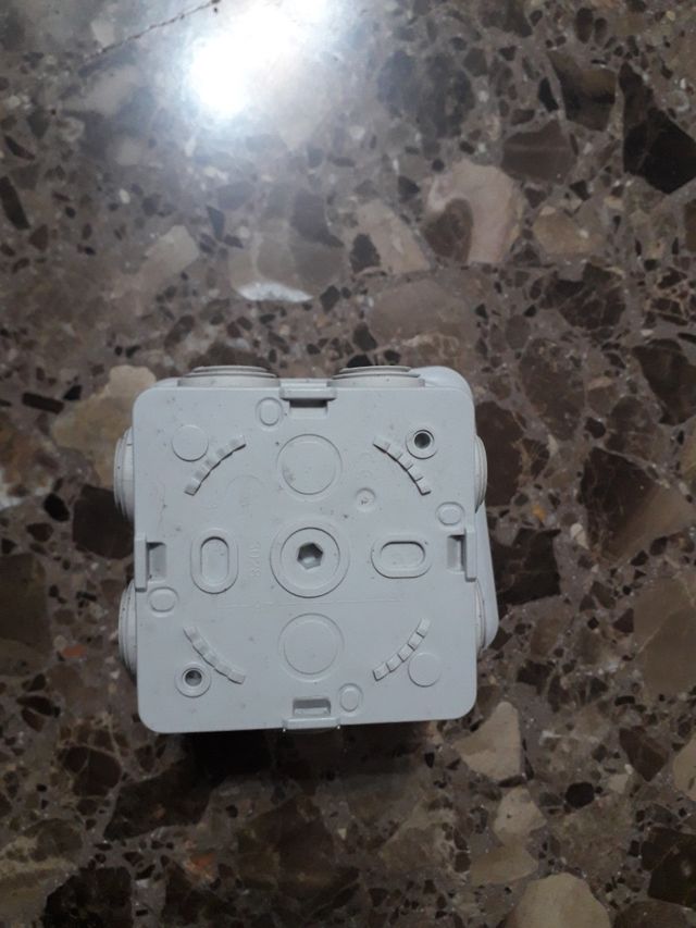 Caja exportable famatel