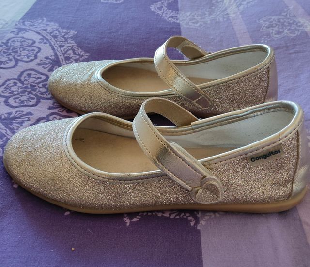 Bailarinas doradas marca Conguitos