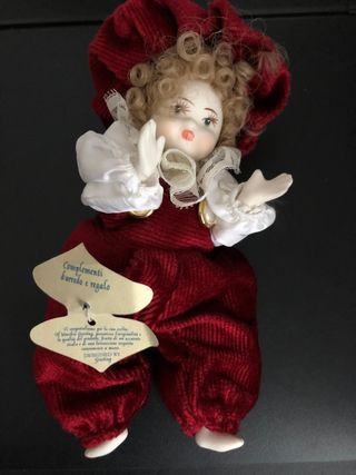 Bambola di porcellana
