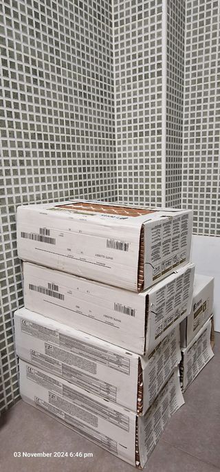 96 azulejos de 40×16cm (6 cajas de 16)