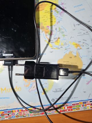 Cargador Samsung para tablet  5V/2A