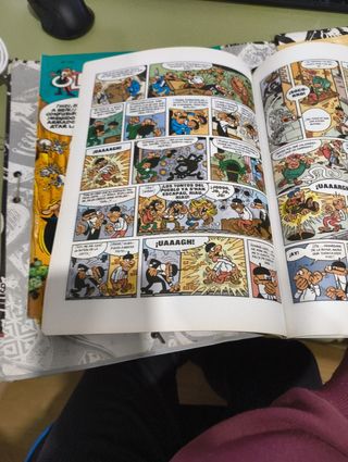 Los inventos del Profesor Bacterio (Olé! Mortadelo 104) (Bruguera Clásica) (Spanish Edition)