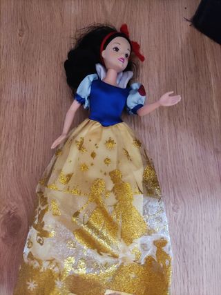 Barbie Blancanieves