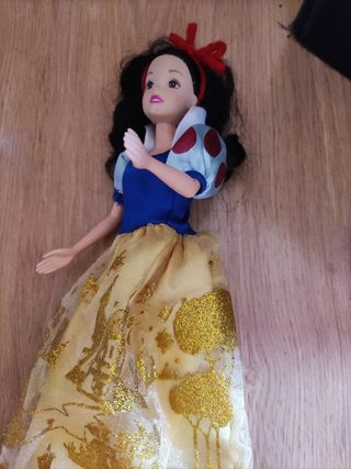 Barbie Blancanieves