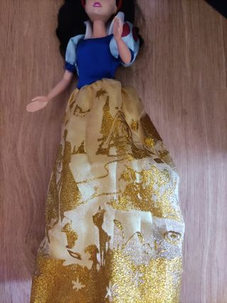 Barbie Blancanieves