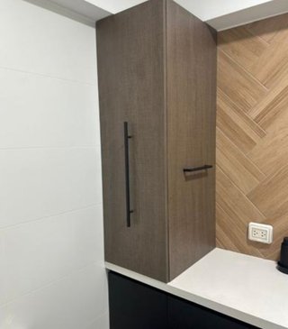 Montador de suelos, puertas y muebles