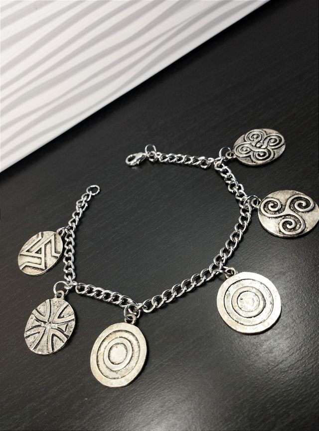 Bracciale Etnico Ciondoli Triskelion