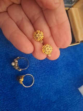 Lote anillos y pendientes oro de 18k
