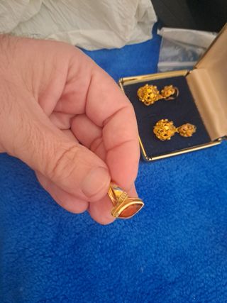 Lote anillos y pendientes oro de 18k