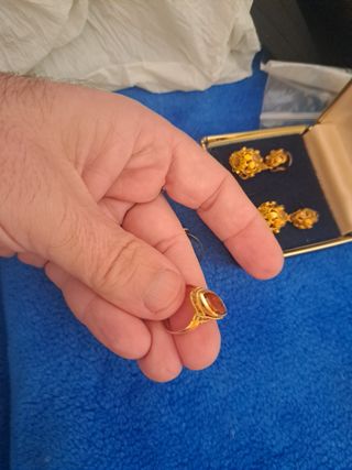 Lote anillos y pendientes oro de 18k