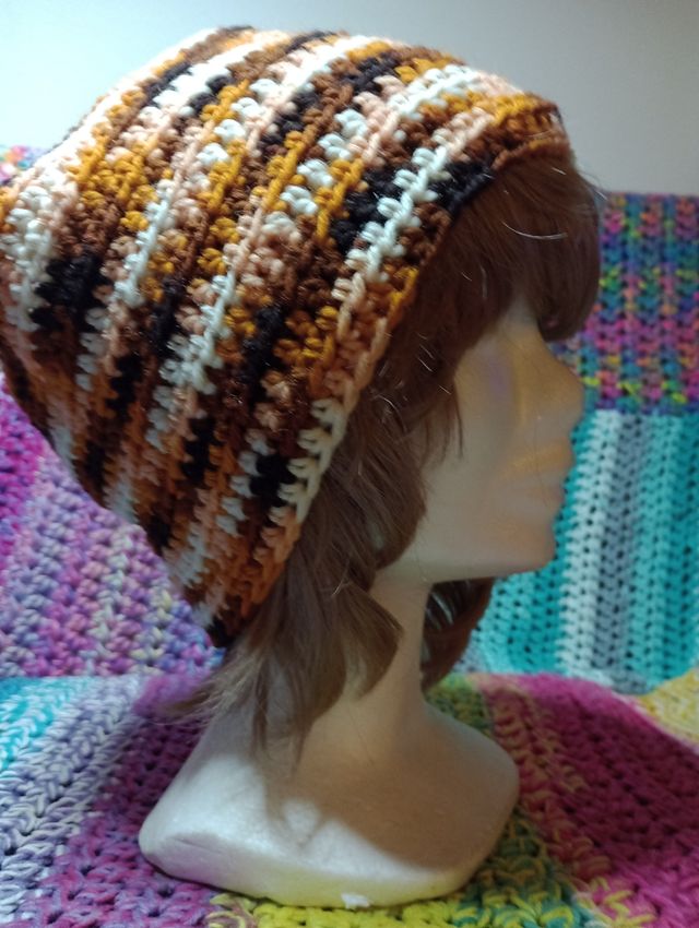 Cuffia o scaldacollo fatta a mano