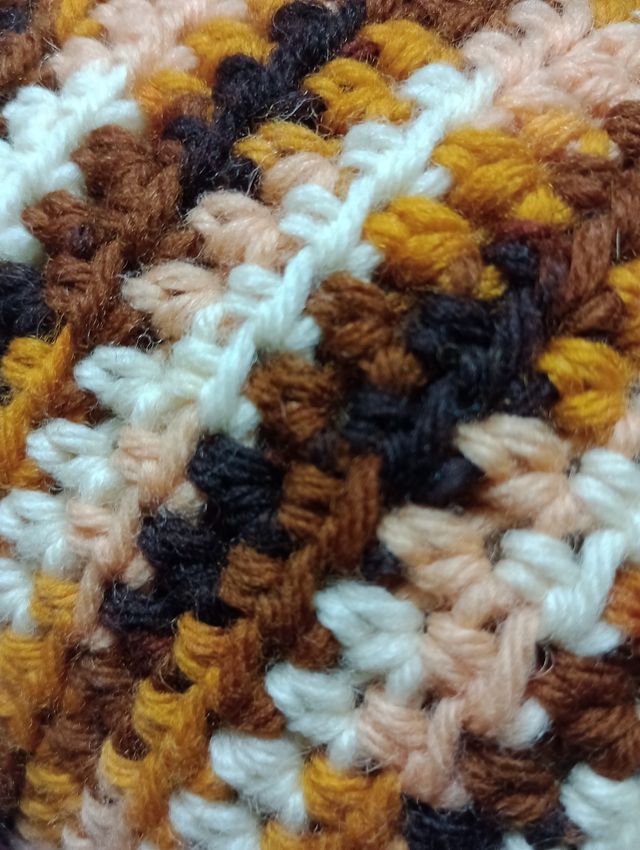 Cuffia o scaldacollo fatta a mano