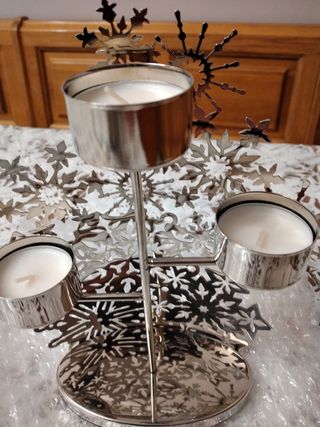Candele. Candelabro a 3 candele Natale