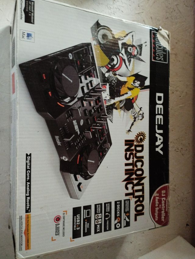 DJ CONTROL  INSTINCT