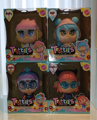 Muñeca Lucy Trotties