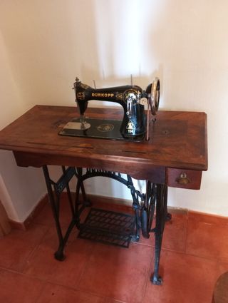Máquina de coser antigua Dürkopp