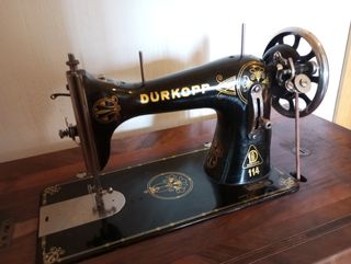 Máquina de coser antigua Dürkopp