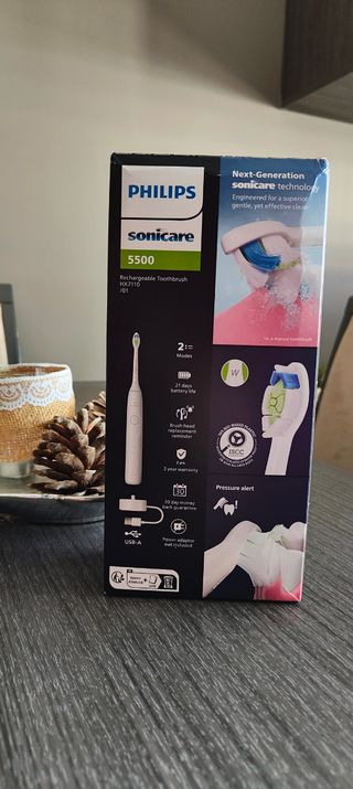 A ESTRENAR Cepillo eléctrico Philips Sonicare 5550