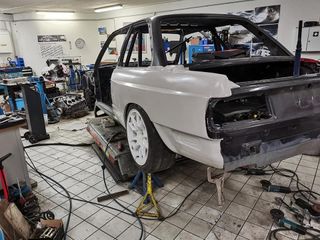 Costados Aletas carbono BMW E30 M3