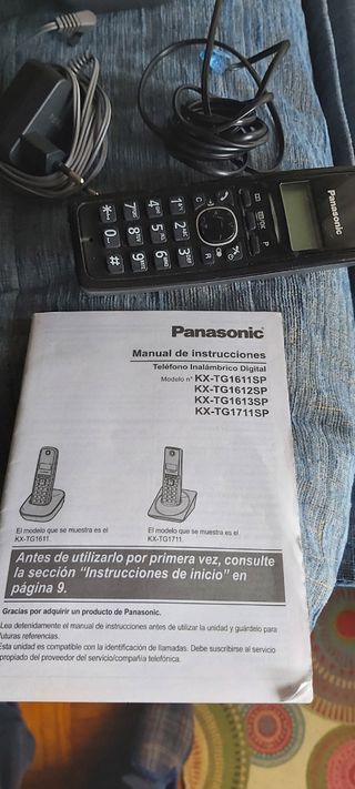 Teléfono  inalámbrico digital panasonic KX-TG1611