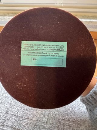 Figura bañada en plata