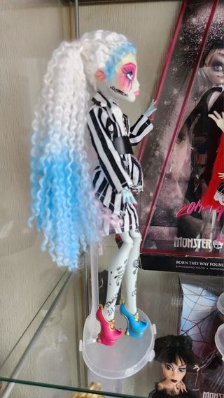 Monster high custom ooak Harley Quinn