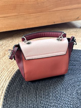 Bolso pequeño tricolor