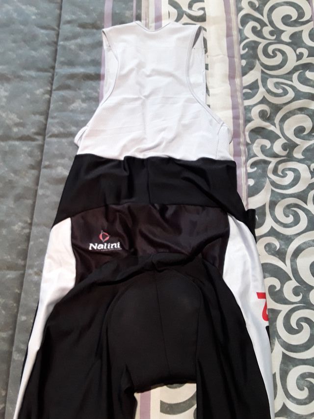 EQUIPACION INVIERNO CICLISMO COMO NUEVA