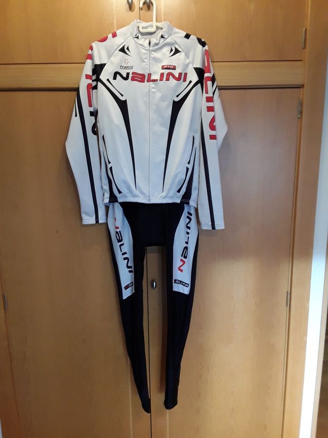 EQUIPACION INVIERNO CICLISMO COMO NUEVA