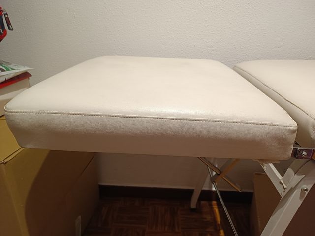 Camilla de estética de 3 cuerpos