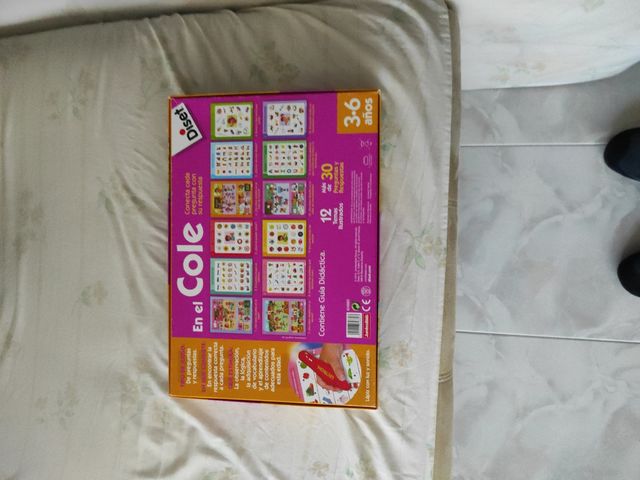 Juego para niños. En el Cole