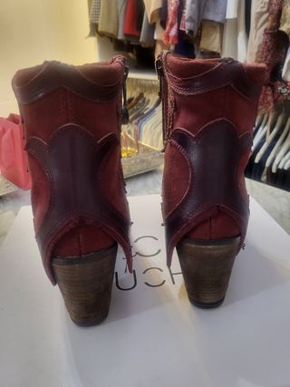 Botin serraje burdeos