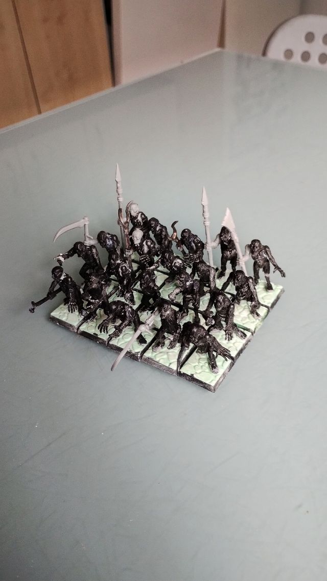 20x zombis clásicos para Mordheim 