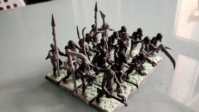 20x zombis clásicos para Mordheim 