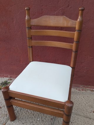 Silla baja.