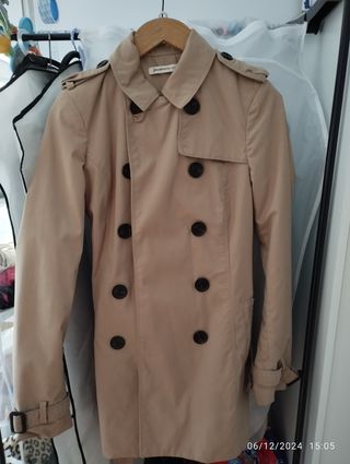 Gabardina trench larga