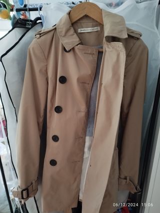 Gabardina trench larga