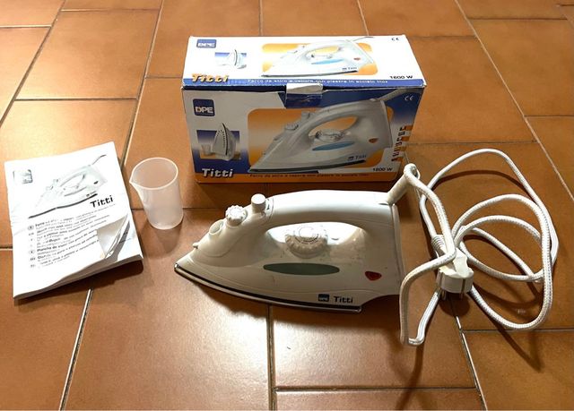 Ferro da stiro nuovo