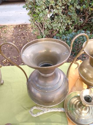 Jarrones de bronce para decoración