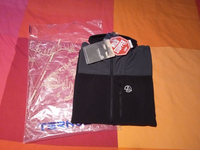 Forro polar Wind Stopper sin estrenar