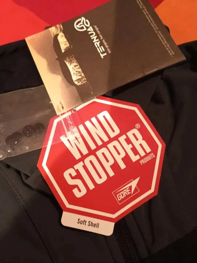 Forro polar Wind Stopper sin estrenar