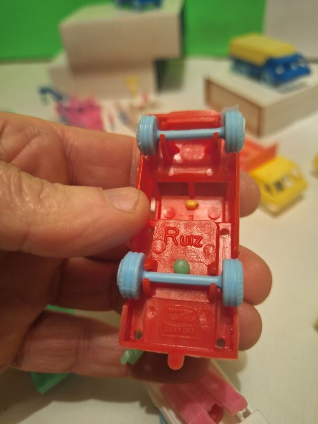 25 COCHES RUIZ DE KIOSKILLO AÑOS 70 NVOS